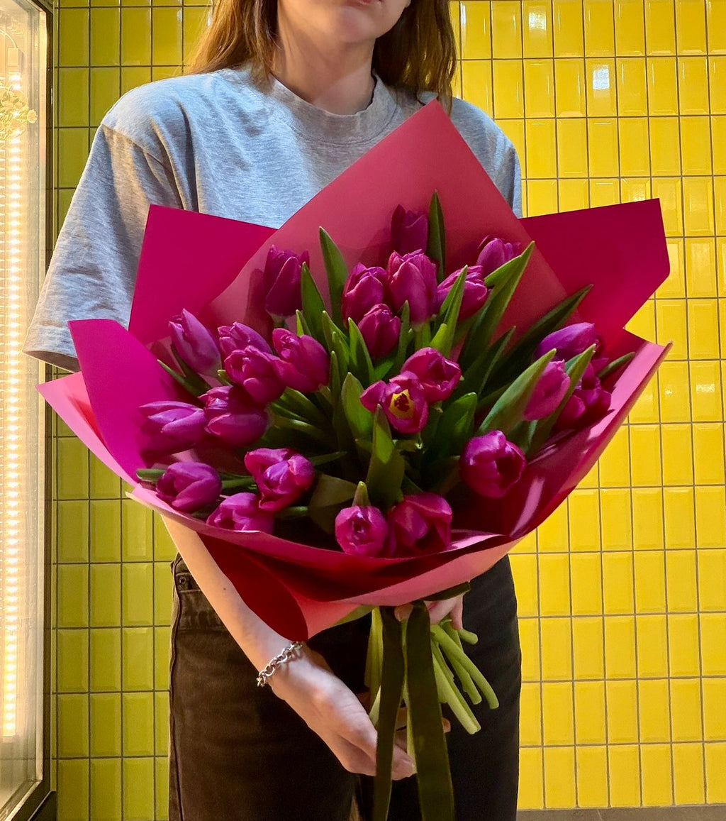 Pink Tulips Bouquet – 25 Stems