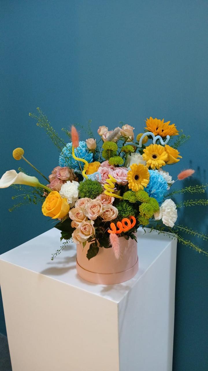 Dopamine Boost – Colorful Box Arrangement