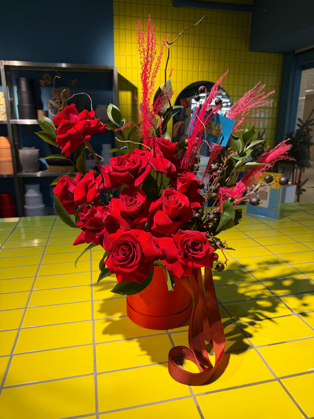 Statement – Red Roses in a Box